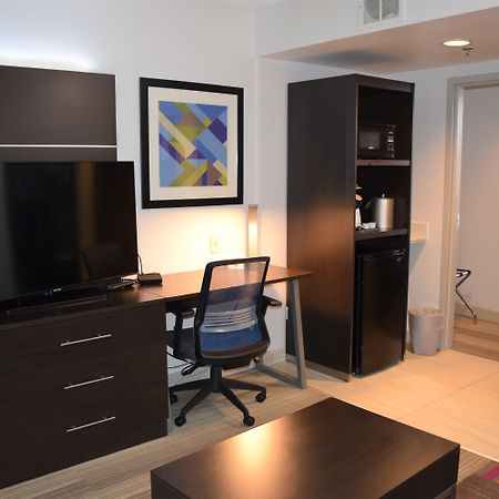 Holiday Inn Express Philadelphia Ne-Bensalem By Ihg Eksteriør billede