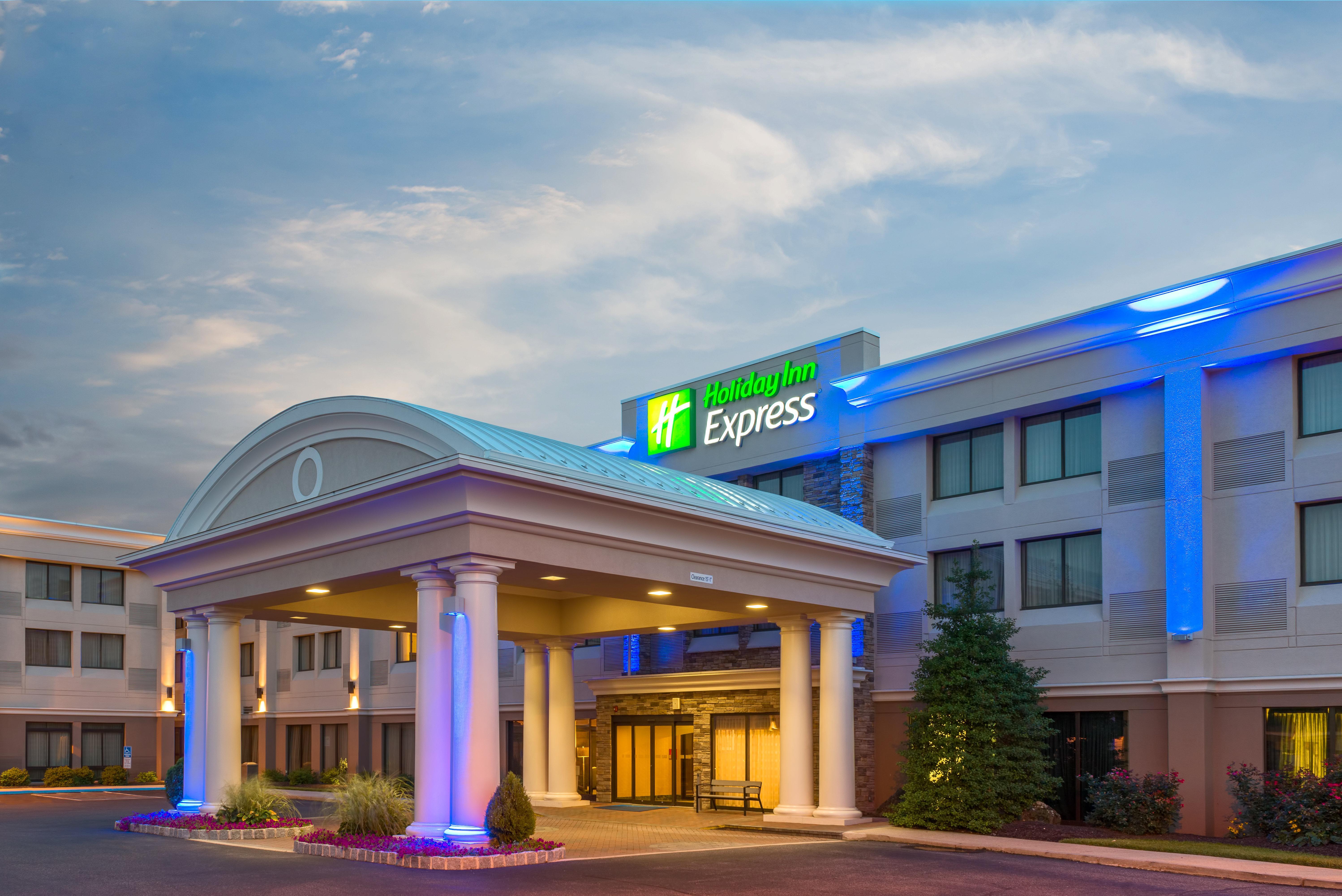 Holiday Inn Express Philadelphia Ne-Bensalem By Ihg Eksteriør billede